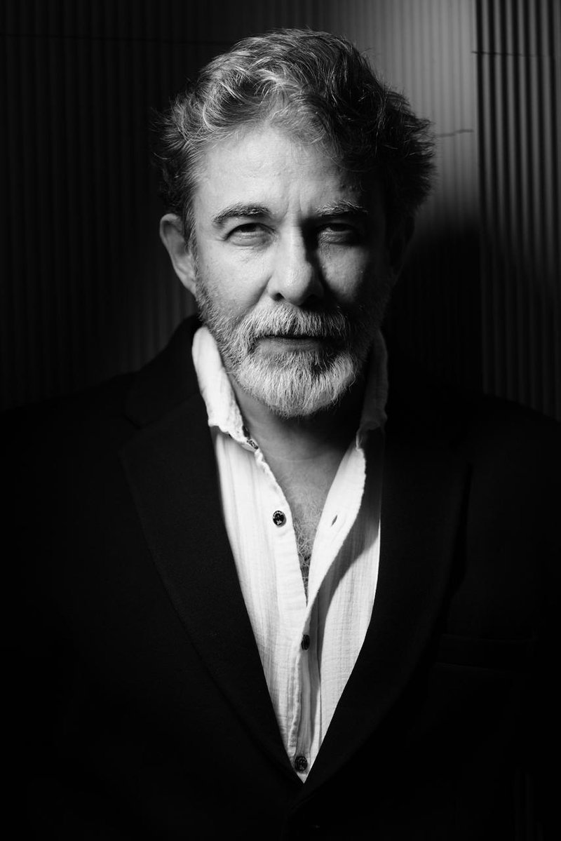 Deepak Tijori portrait